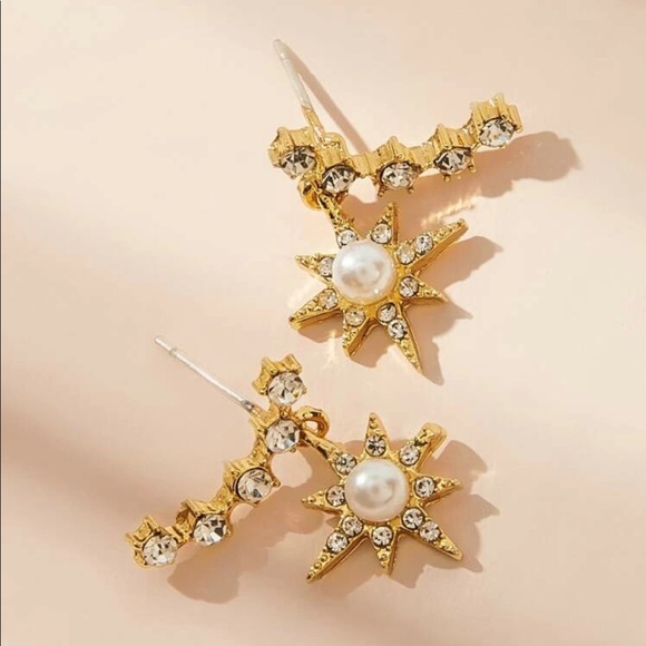 • Amalia • Faux Pearl Star Drop Earrings - Picture 2 of 4